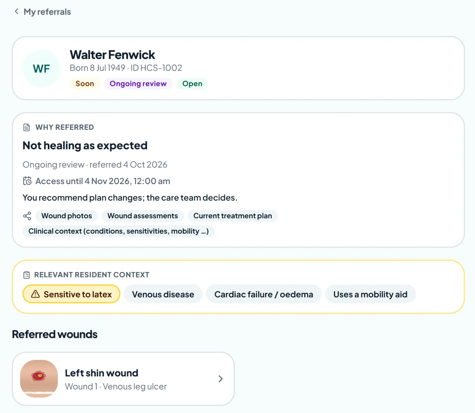 A referral as an external wound clinician sees it: why the resident was referred, until when access lasts, what is shared (photos, assessments, the current treatment plan, clinical context) and that the clinician recommends changes while the care team decides.